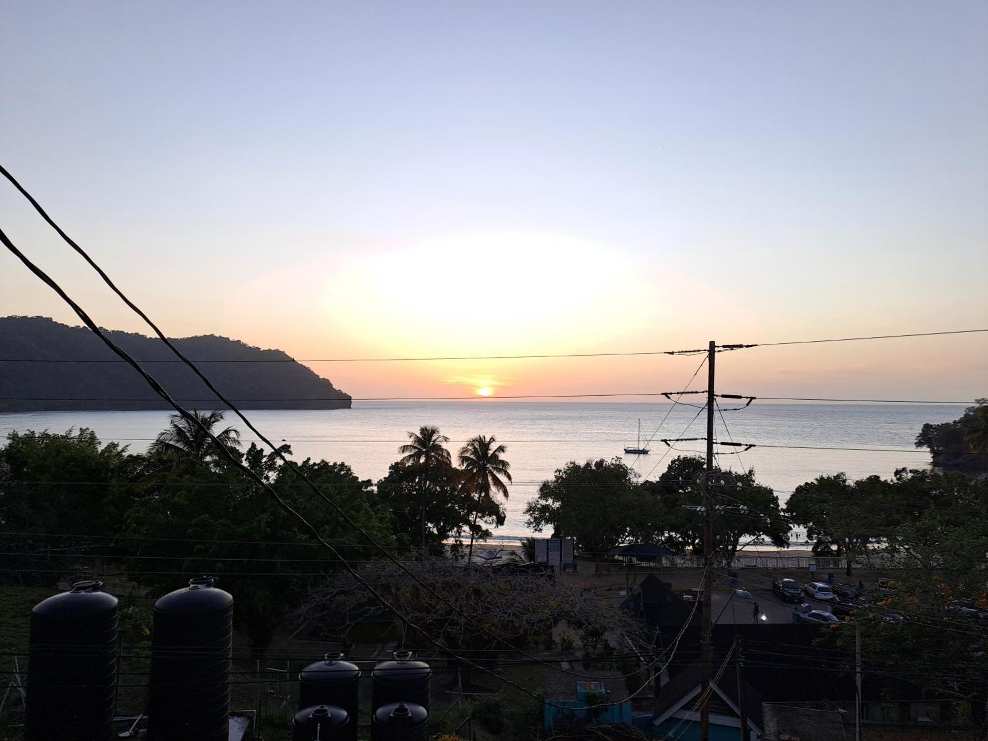 Las Cuevas Beach Lodge Exteriör bild